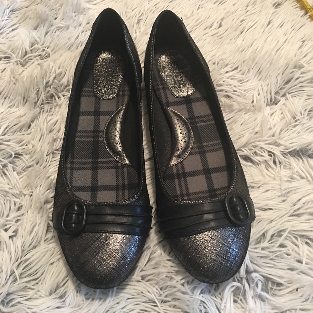 Born black and pewter dress flats